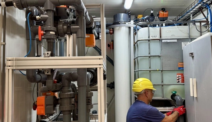 Tony working in the HydroVolta workshop